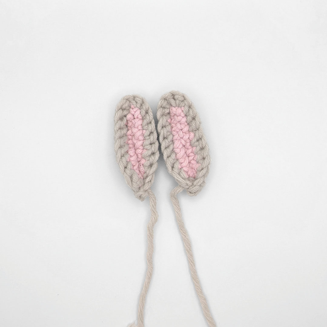 Schritt 9 Anleitung "Hasen-Hausschuhe" aus dem Buch "Tierisch gemütlich – Amigurumi-Hausschuhe häkeln für Klein und Groß"