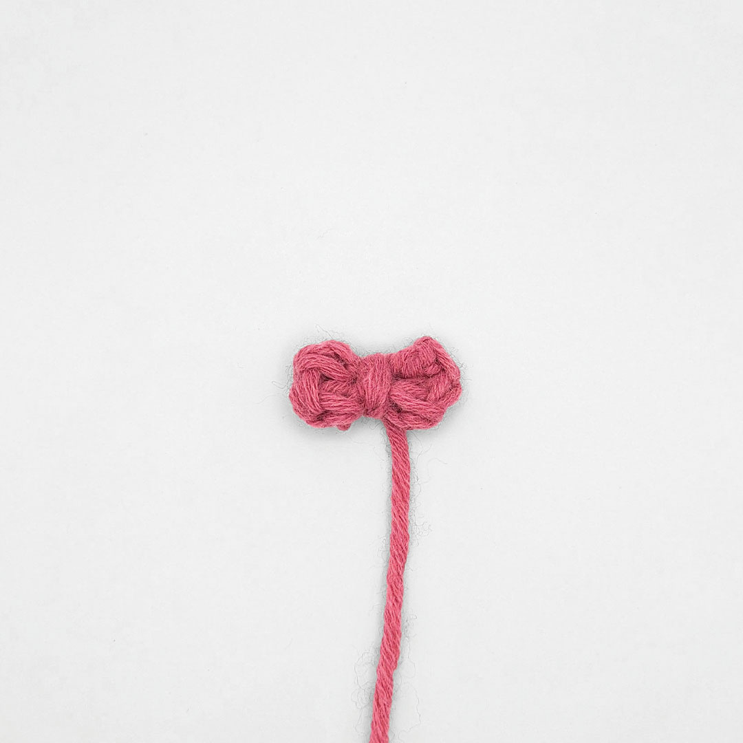 Schritt 11 Anleitung "Hasen-Hausschuhe" aus dem Buch "Tierisch gemütlich – Amigurumi-Hausschuhe häkeln für Klein und Groß"