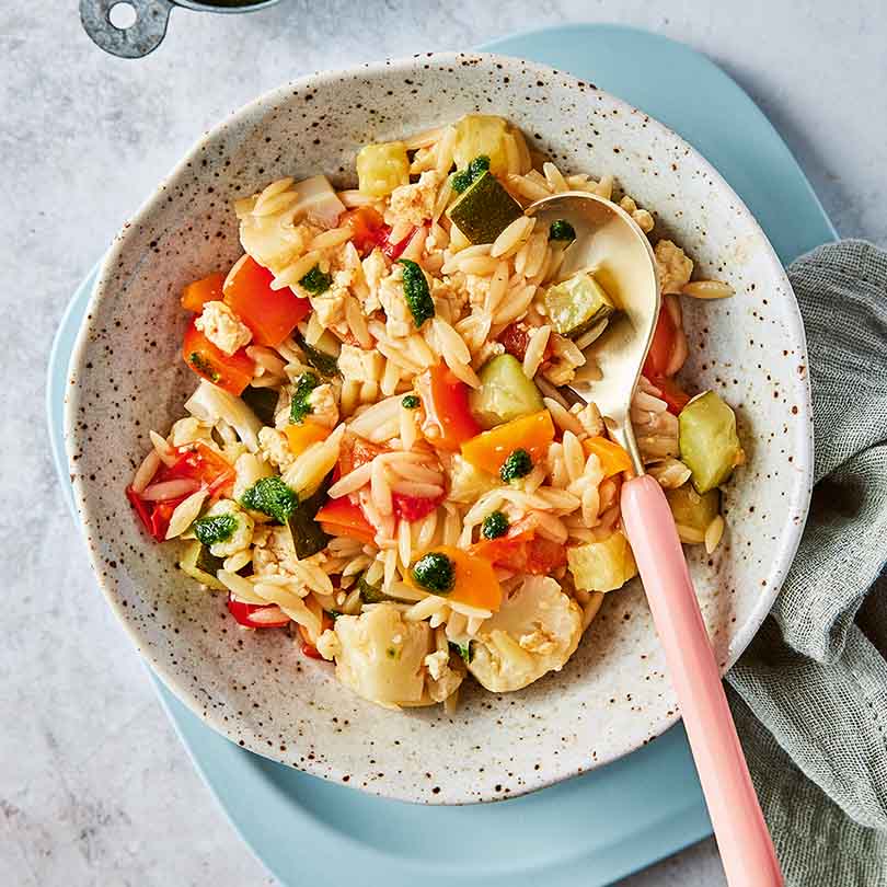 One-Pot-Orzo mit Gemüse 